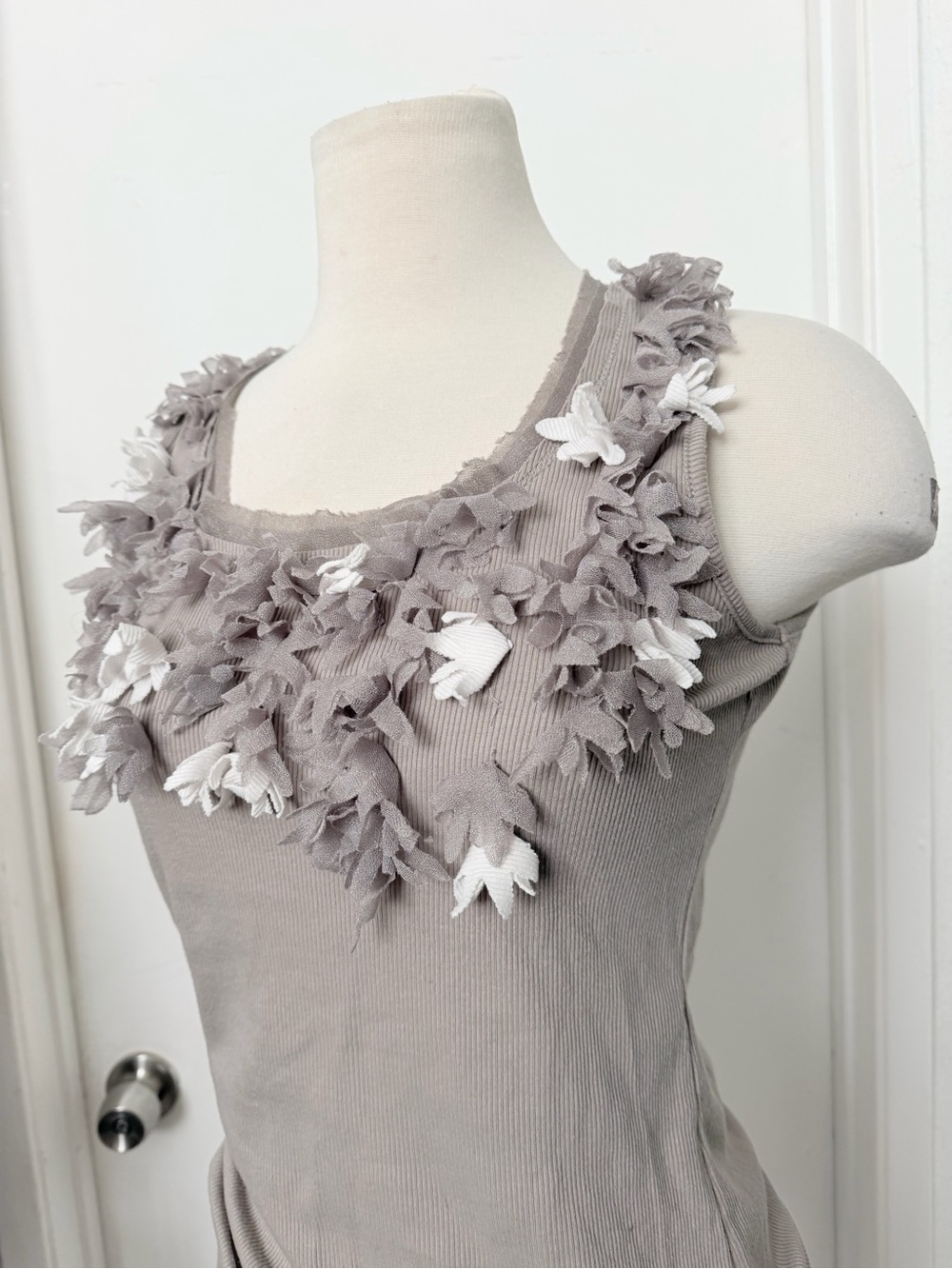 INC International Concepts Taupe Floral Appliqué Tank Top - Picture 3 of 6
